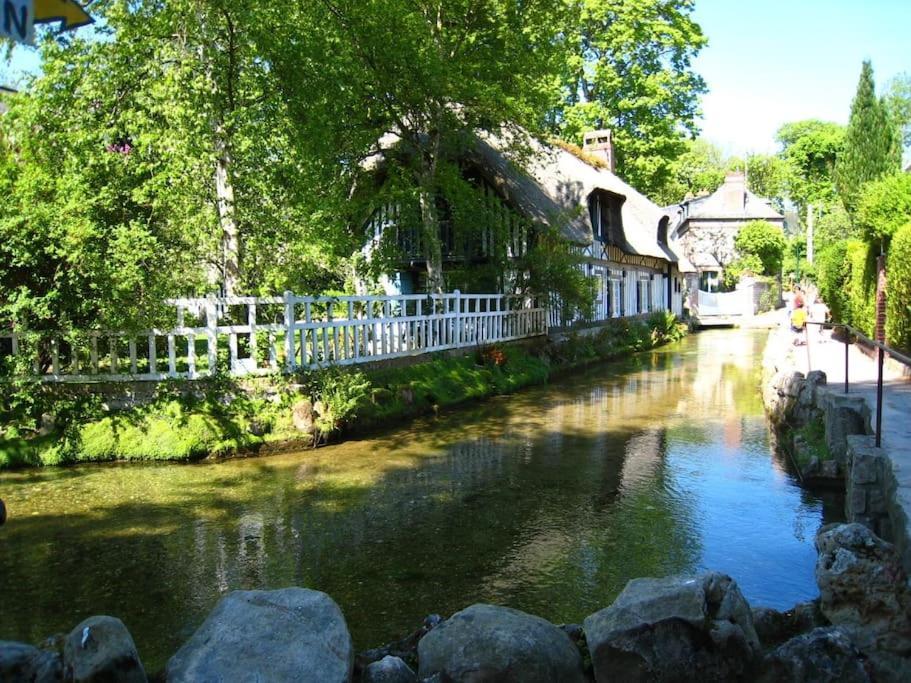 Studio Veules Les Roses Proximite Centre Ville Et Plage Exterior foto